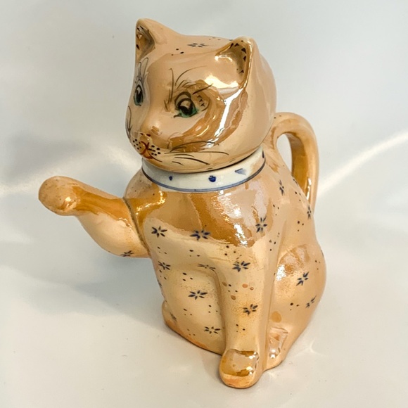 Vintage Maneki Neko Chinese Iridescent Lucky Cat Teapot - Picture 2 of 10